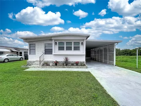 6965 Fort King Rd, Zephyrhills, FL 33541