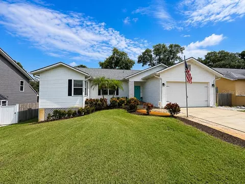 859 Harbor Hill Dr, Safety Harbor, FL 34695