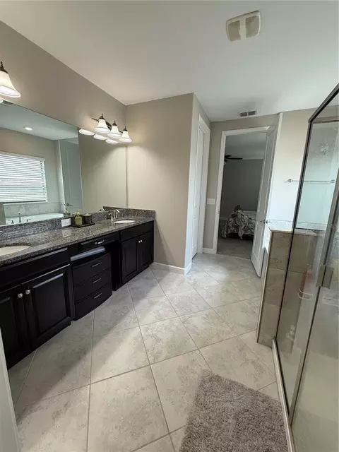 Bath - 11612 Sunburst Marble Rd, Riverview, FL 33579 photo 3 of 7