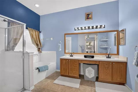 Bath - 11937 Timberhill Dr, Riverview, FL 33569 photo 1 of 2