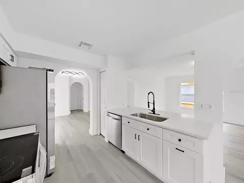 Kitchen - 1612 Prowmore Dr, Brandon, FL 33511 photo 3 of 4