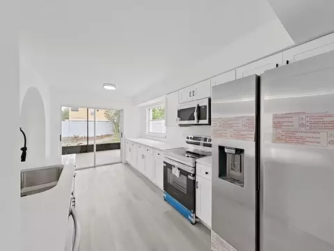 Kitchen - 1612 Prowmore Dr, Brandon, FL 33511 photo 1 of 4