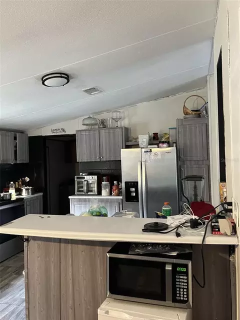 Kitchen - 4901 Lillian Black Rd, Saint Cloud, FL 34771 photo 2 of 2
