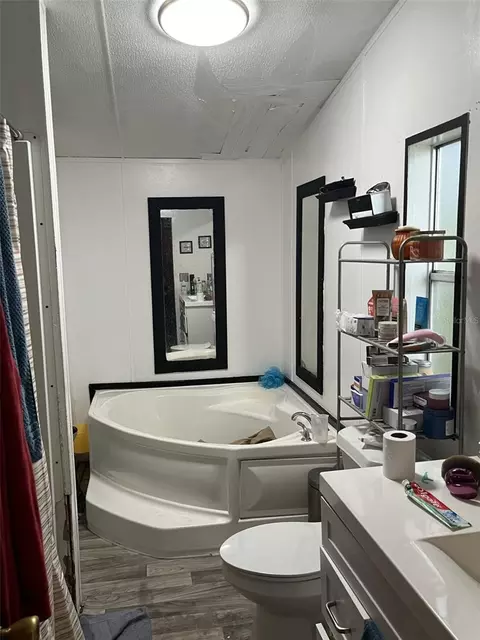 Bath - 4901 Lillian Black Rd, Saint Cloud, FL 34771 photo 1 of 3