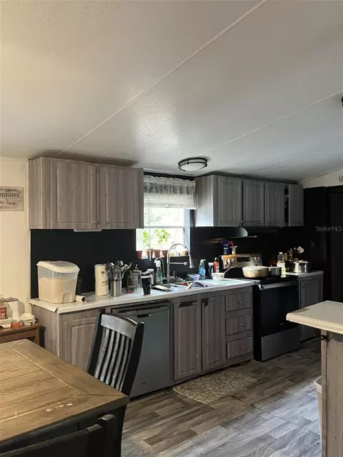 Kitchen - 4901 Lillian Black Rd, Saint Cloud, FL 34771 photo 1 of 2