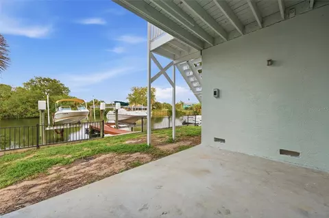 Exterior - 3316 Holly Springs Dr, Hernando Beach, FL 34607 photo 3 of 3