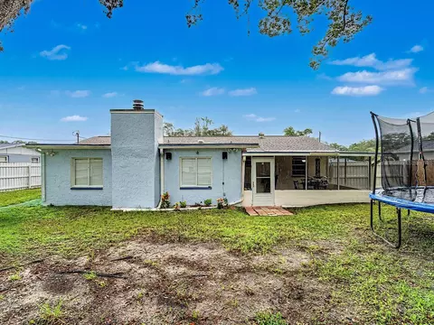 Exterior - 197 Rosedale Ave, Spring Hill, FL 34606 photo 3 of 7