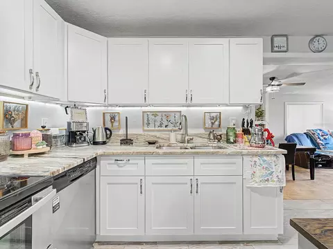 Kitchen - 197 Rosedale Ave, Spring Hill, FL 34606 photo 2 of 6