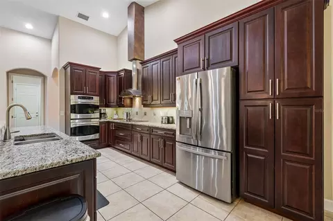 Kitchen - 5919 118th Ter E, Parrish, FL 34219 photo 5 of 8