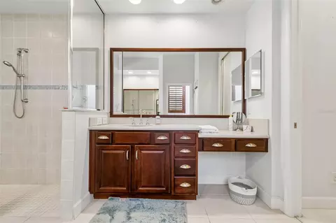 Bath - 5919 118th Ter E, Parrish, FL 34219 photo 4 of 8