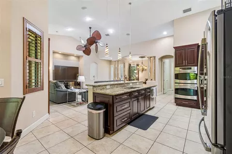 Kitchen - 5919 118th Ter E, Parrish, FL 34219 photo 4 of 8