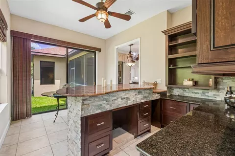 Kitchen - 5919 118th Ter E, Parrish, FL 34219 photo 7 of 8