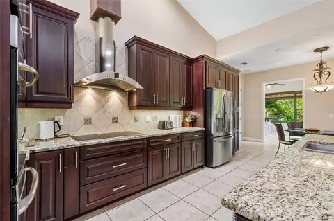 Kitchen - 5919 118th Ter E, Parrish, FL 34219 photo 2 of 8