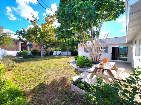 Exterior - 14196 Jeff Rd, Largo, FL 33774 photo 7 of 18