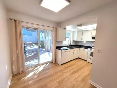 Kitchen - 14196 Jeff Rd, Largo, FL 33774 photo 7 of 15