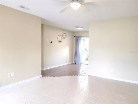 Living - 14196 Jeff Rd, Largo, FL 33774 photo 8 of 10