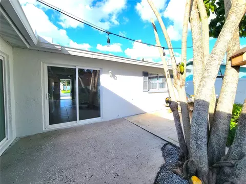 Exterior - 14196 Jeff Rd, Largo, FL 33774 photo 15 of 18