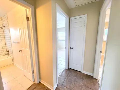 Entry Way - 14196 Jeff Rd, Largo, FL 33774 photo 2 of 2