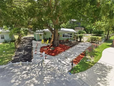 Exterior - 1516 Adele Pl, Largo, FL 33770 photo 16 of 18