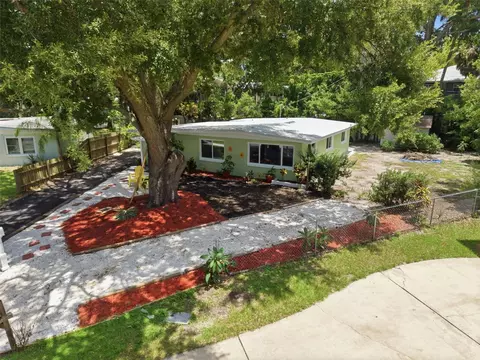 Exterior - 1516 Adele Pl, Largo, FL 33770 photo 17 of 18