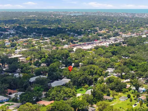 View/Area - 1516 Adele Pl, Largo, FL 33770 photo 9 of 11