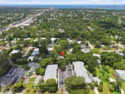 View/Area - 1516 Adele Pl, Largo, FL 33770 photo 3 of 11