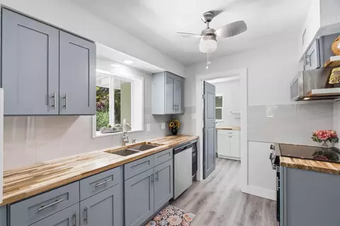 Kitchen - 1516 Adele Pl, Largo, FL 33770 photo 1 of 4