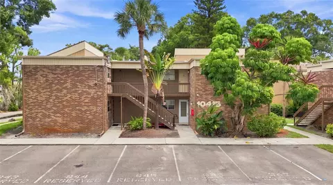 10415 Carrollbrook Cir #207, Tampa, FL 33618