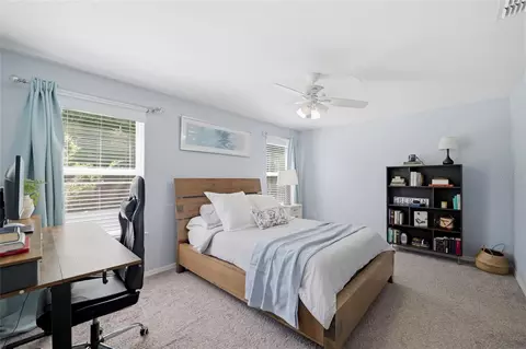 Bedroom - 10421 Rivercrest Dr, Riverview, FL 33578 photo 2 of 7
