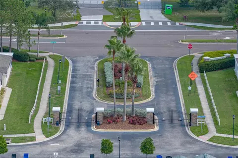 View/Area - 11322 Cambray Creek Loop, Riverview, FL 33579 photo 3 of 6