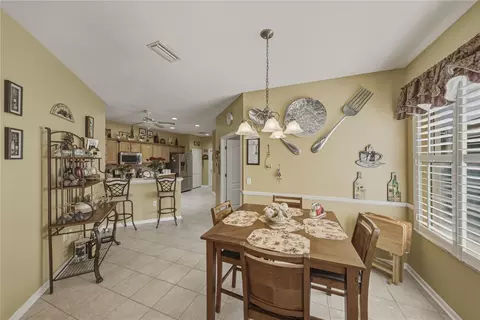 Dining - 11322 Cambray Creek Loop, Riverview, FL 33579 photo 1 of 4