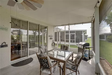 Exterior - 11322 Cambray Creek Loop, Riverview, FL 33579 photo 10 of 13