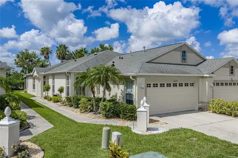 Exterior - 11322 Cambray Creek Loop, Riverview, FL 33579 photo 2 of 13