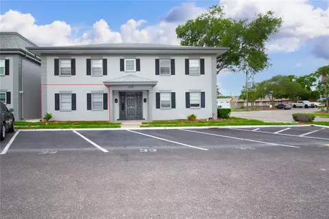 1115 Rue Des Chateaux #1A, South Pasadena, FL 33707