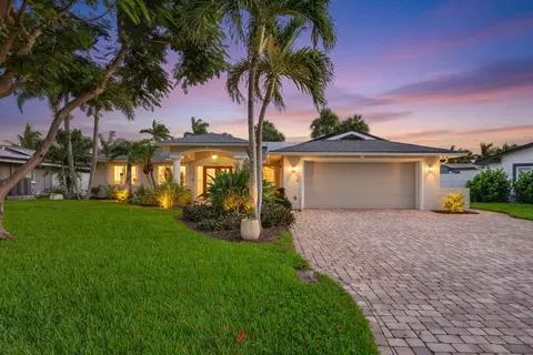 8009 13th Ave S, Saint Petersburg, FL 33707