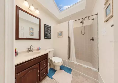 Bath - 8017 Mays Ave, Riverview, FL 33578 photo 1 of 2