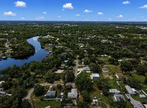 View/Area - 8017 Mays Ave, Riverview, FL 33578 photo 8 of 8