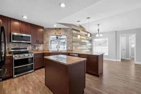 Kitchen - 12421 Windswept Ave, Riverview, FL 33569 photo 1 of 3