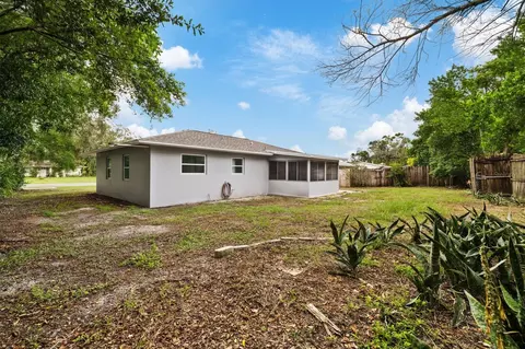 Exterior - 7156 Spring Hill Dr, Spring Hill, FL 34606 photo 9 of 11