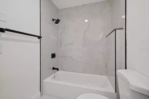 Bath - 7156 Spring Hill Dr, Spring Hill, FL 34606 photo 2 of 9