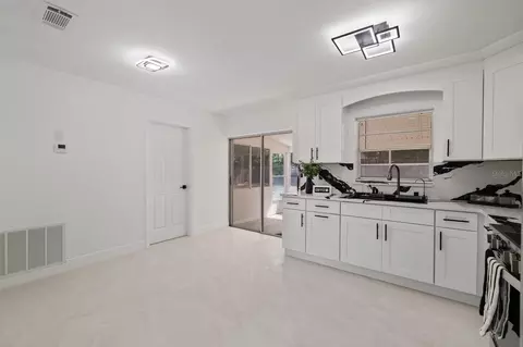 Kitchen - 7156 Spring Hill Dr, Spring Hill, FL 34606 photo 2 of 7