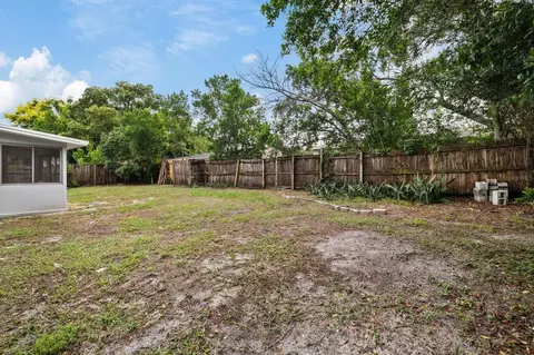 Exterior - 7156 Spring Hill Dr, Spring Hill, FL 34606 photo 10 of 11