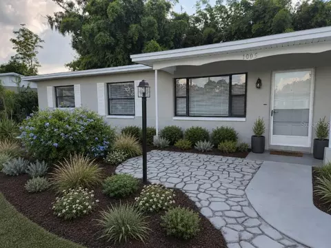 1005 N Bracewell Dr, Plant City, FL 33563