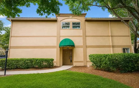 614 Arbor Lake Ln #614, Tampa, FL 33602