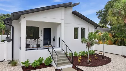 1919 42nd St S, Saint Petersburg, FL 33711