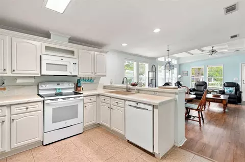 5072 Buccaneer Blvd, Spring Hill, FL 34607 photo 4