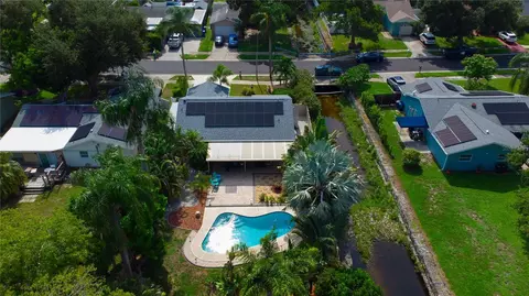 View/Area - 1613 St Catherine Dr E, Dunedin, FL 34698 photo 3 of 12