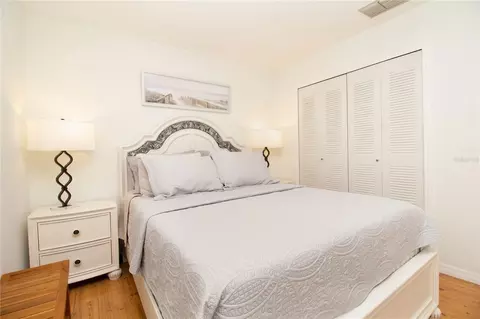 Bedroom - 1613 St Catherine Dr E, Dunedin, FL 34698 photo 2 of 3