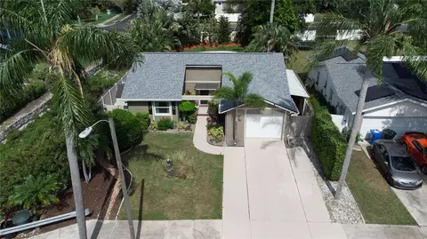 View/Area - 1613 St Catherine Dr E, Dunedin, FL 34698 photo 6 of 12
