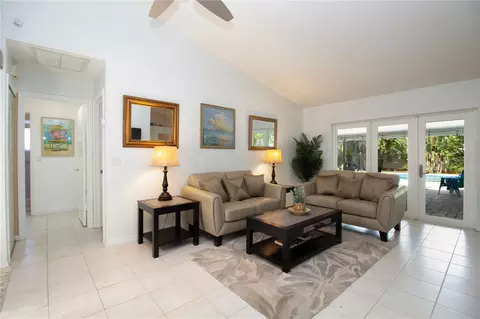 Living - 1613 St Catherine Dr E, Dunedin, FL 34698 photo 4 of 5